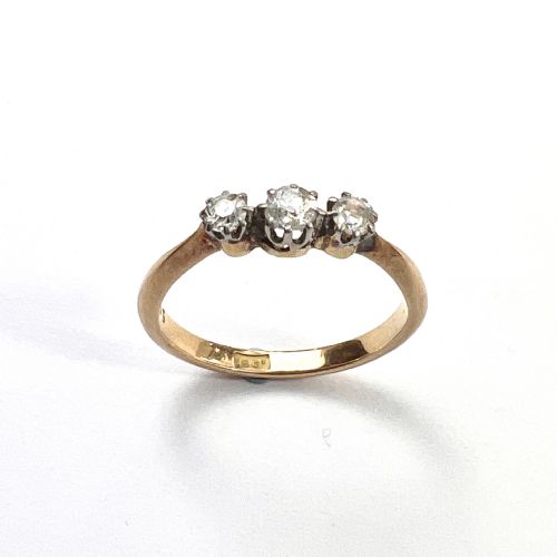 Vintage 18ct Gold Old-cut Diamond Trilogy Ring