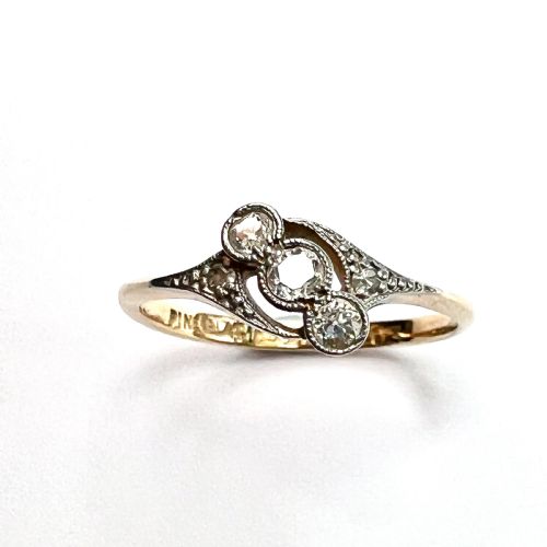 Edwardian 18ct Gold Platinum and Diamond Ring