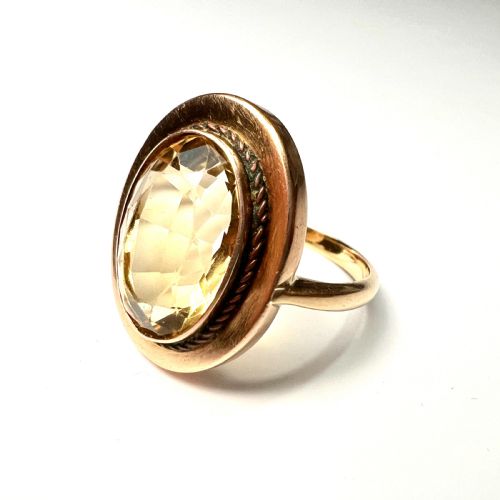 fig 2. Large Victorian 15CT Rose Gold Citrine Cocktail Ring
