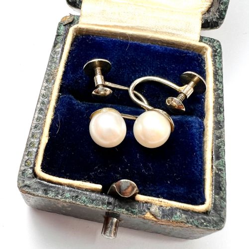 fig 1. Vintage 9CT White Gold Pearl Screwback Earrings