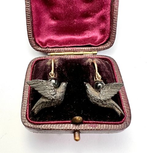 Victorian Carved Whitby Jet 9ct Gold Bird Earrings