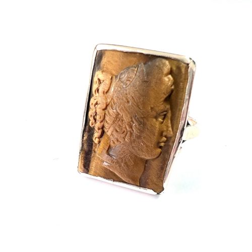 fig 1. Large Antique 9CT Gold Tiger's Eye Cameo Tablet Ring