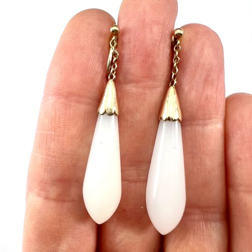 ANTIQUE 9CT GOLD WHITE CHALCEDONY TEARDROP CHAIN EARRINGS - ADDITIONAL PHOTO 5