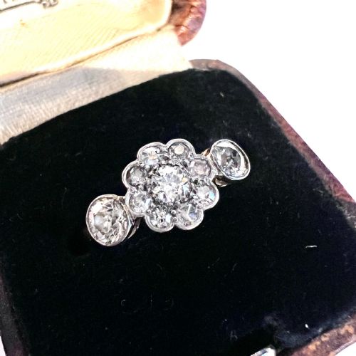 fig 2. 18CT Gold Art Deco Diamond Daisy Cluster Ring