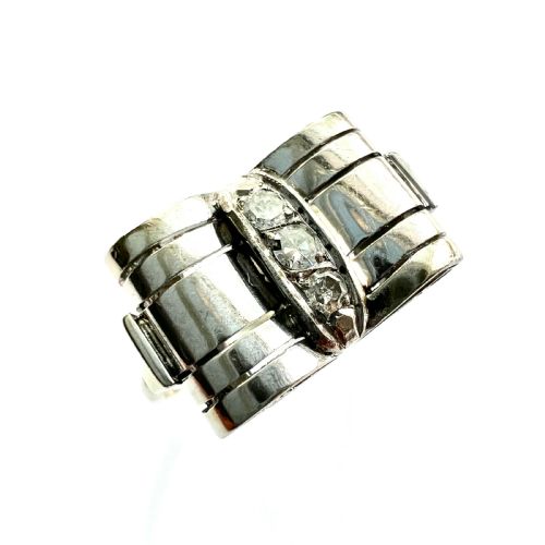 fig 1. 1940s Diamond 14CT White Gold Bow Ring