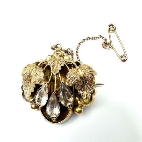 Victorian 15ct Gold Chrysoberyl Triple Teardrop Brooch