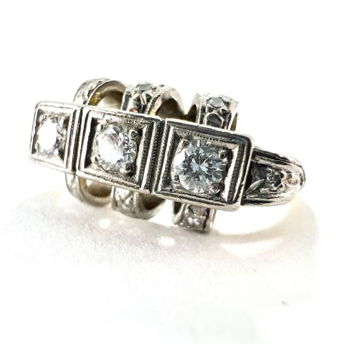 VINTAGE DIAMOND ENGAGEMENT RING IN 14CT GOLD AND PLATINUM - ADDITIONAL PHOTO 2