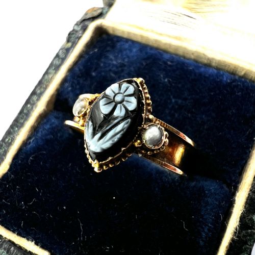 fig 1. Victorian 15CT Gold Sardonyx and Pearl Forget me Not Memorial Ring