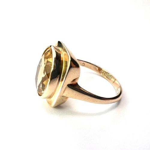 fig 1. 1963 Vintage 9CT Gold Citrine Ring