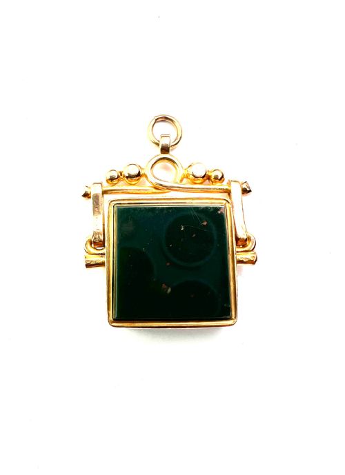 fig 1. Edwardian 9CT Gold Bloodstone Spinner Pendant