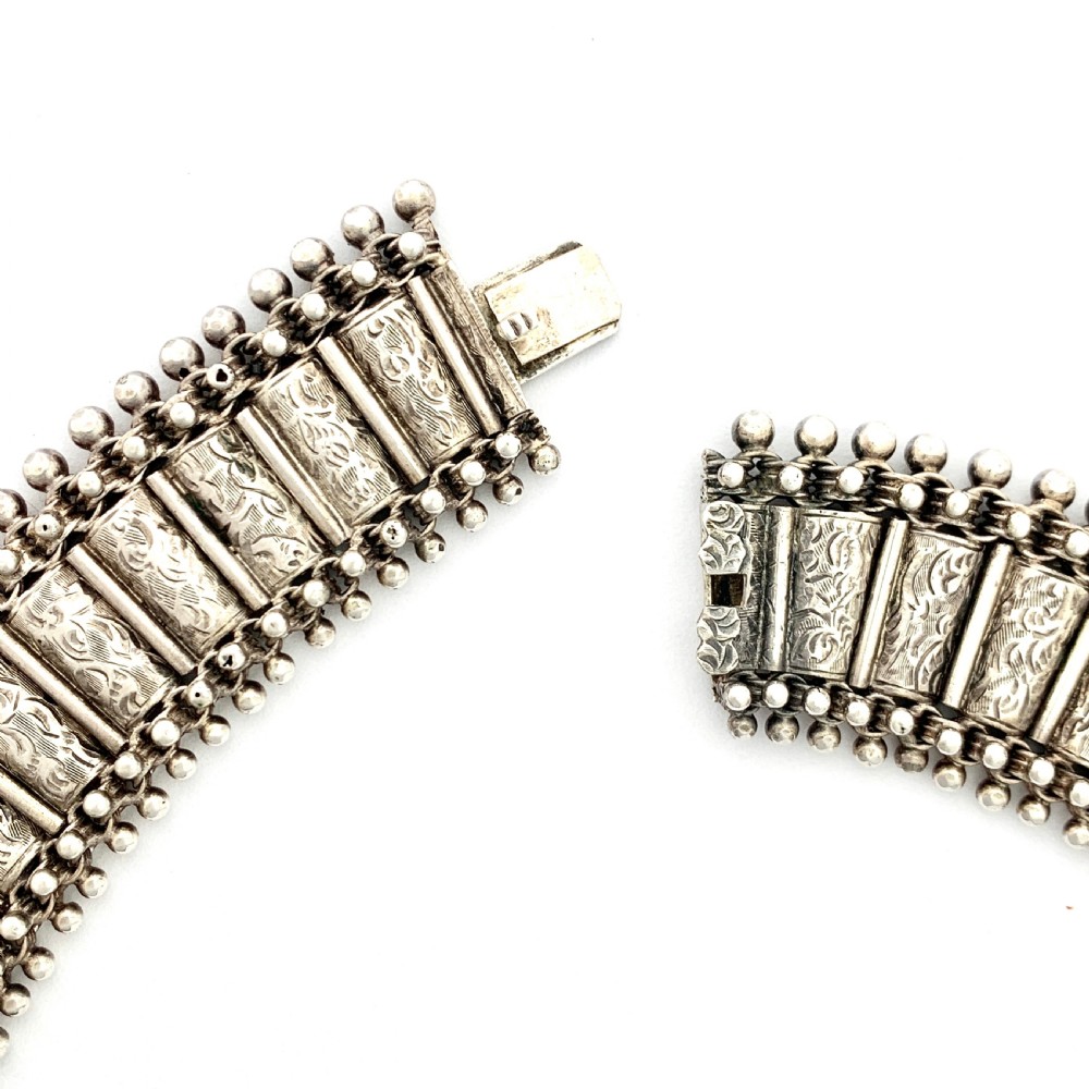 Victorian Sterling Silver Collar Necklace View III