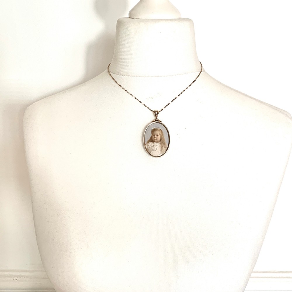 Victorian Silver Miniature Watercolour/Photograph Portrait Locket View VII