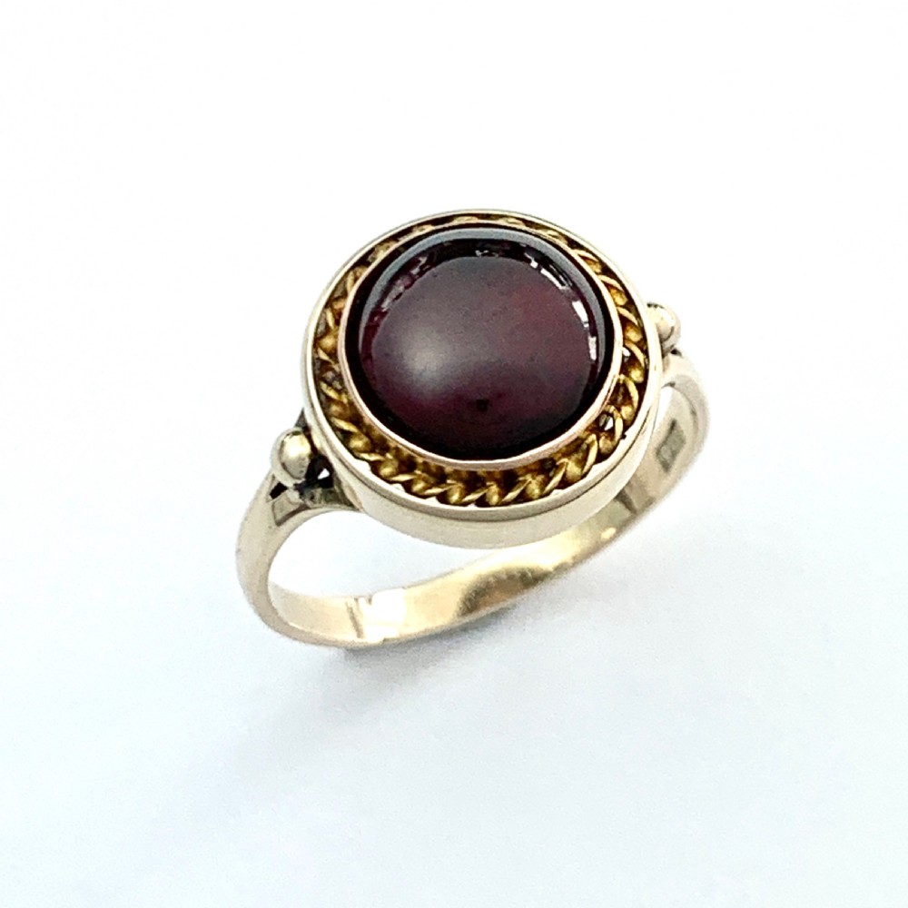 Victorian 9CT Gold Garnet Carbuncle Ring View VIII