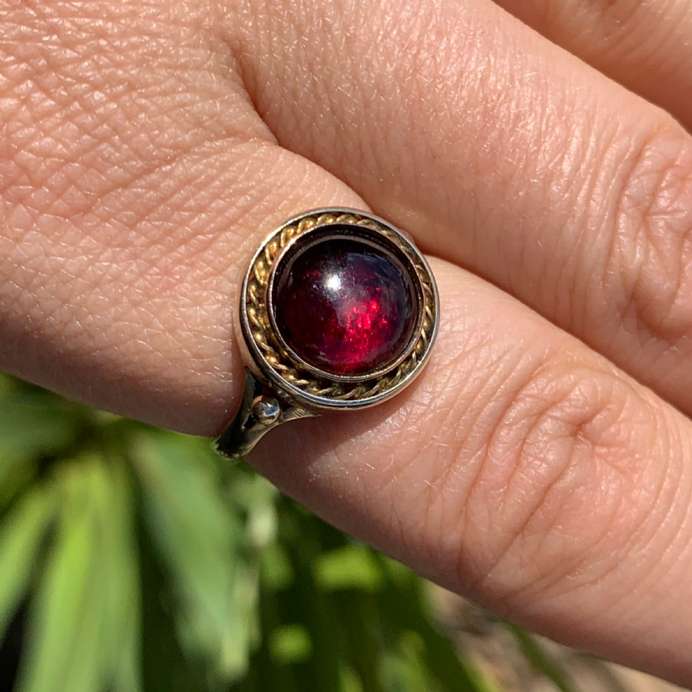Victorian 9CT Gold Garnet Carbuncle Ring View XI