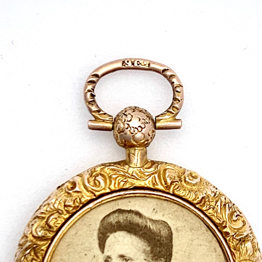 Victorian 9CT Gold Locket Pendant View III