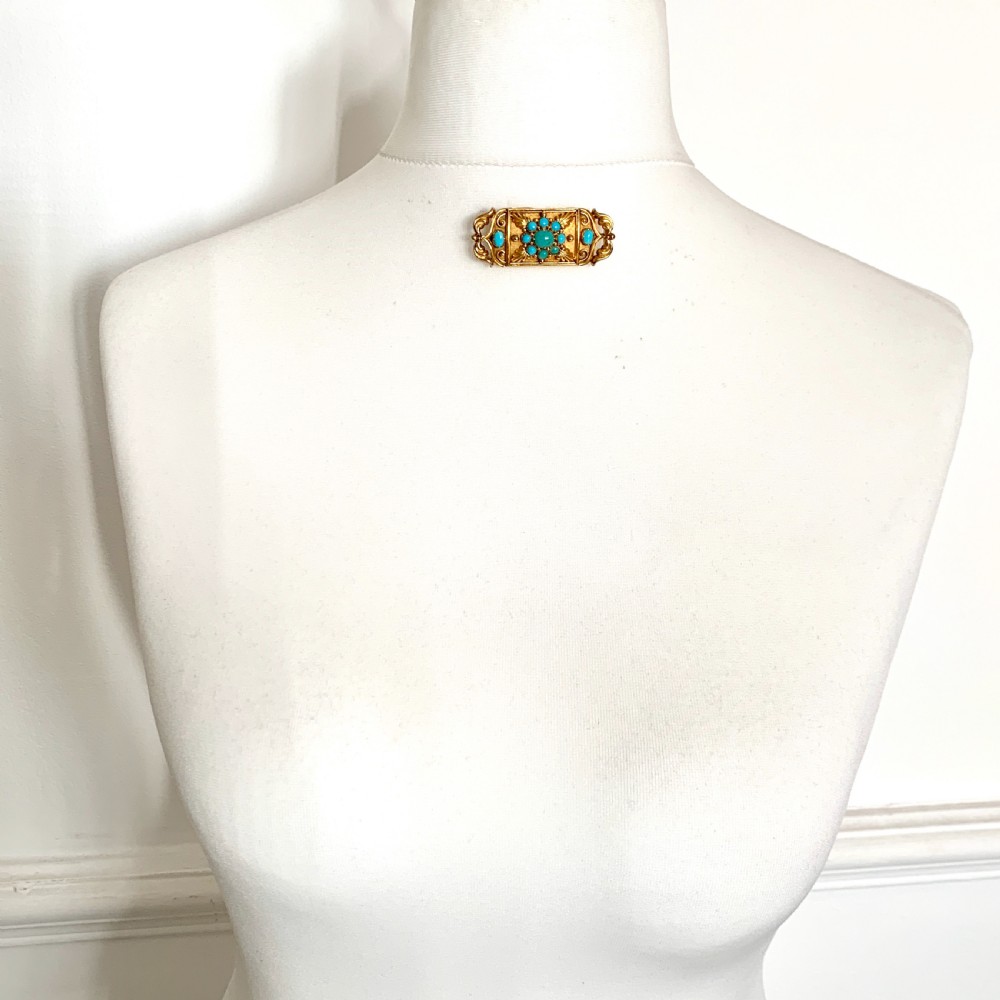 Victorian Etruscan Revival Turquoise 15CT Gold Brooch View IX