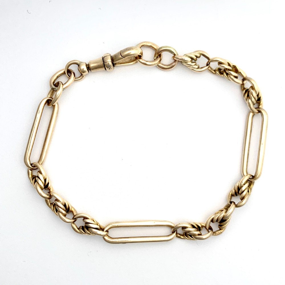 Antique 9CT Gold Fancy Link Bracelet with Dog Clip • 15.6g View III