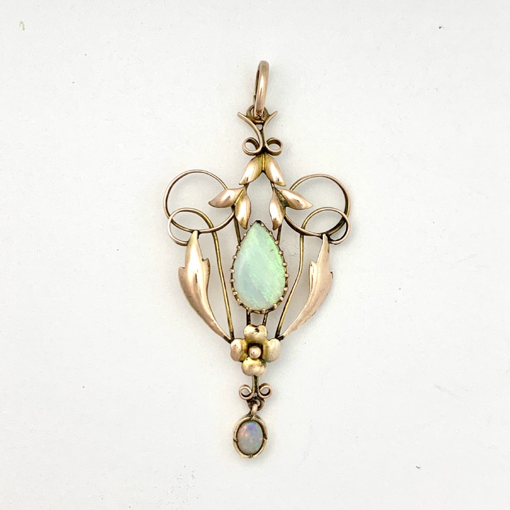 Edwardian 9CT Rose Gold Opal Pendant