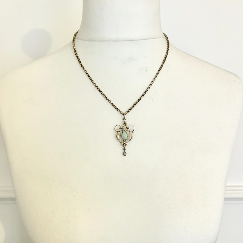 Victorian 9CT Gold Belcher Chain Necklace View VI