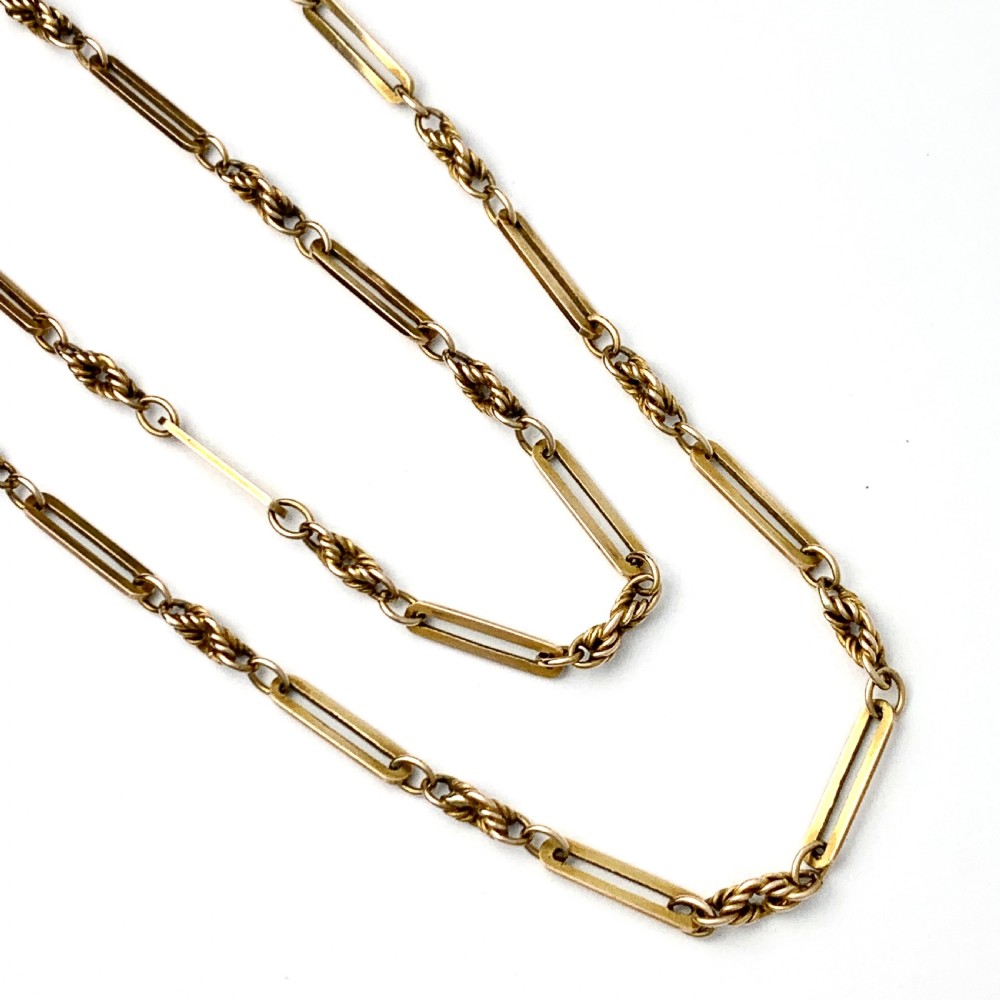 Edwardian 9CT Gold Fancy Paperclip/Prince of Wales Chain Necklace  View V