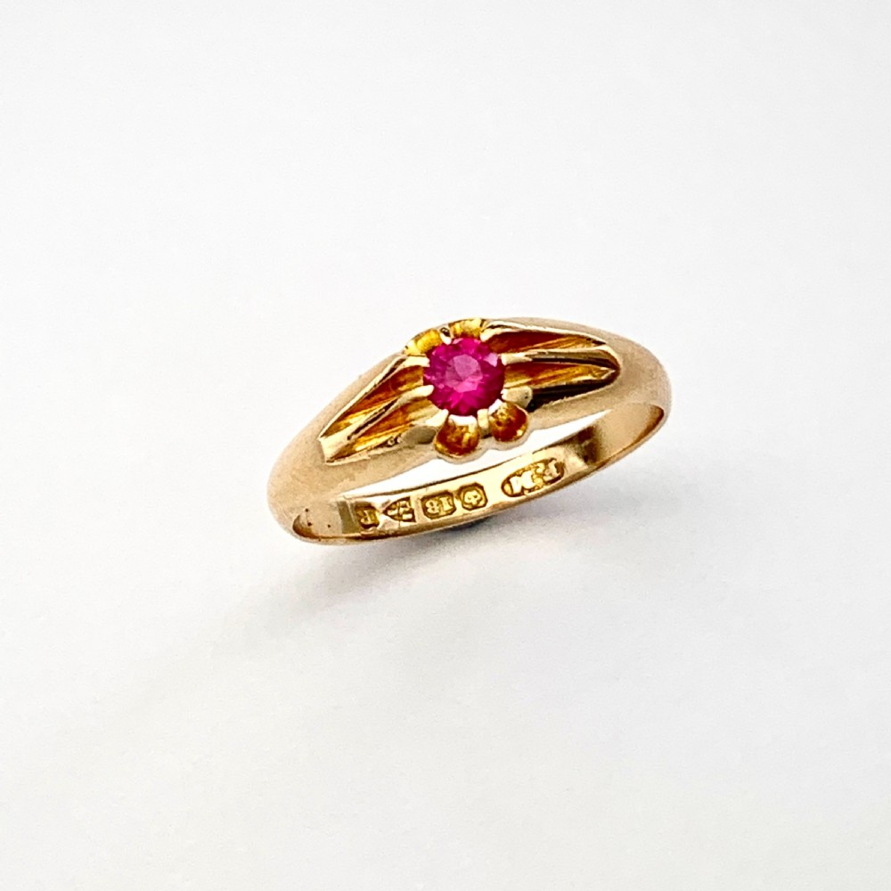 Victorian 18CT Gold Ruby Solitaire or Pinky Ring View VII