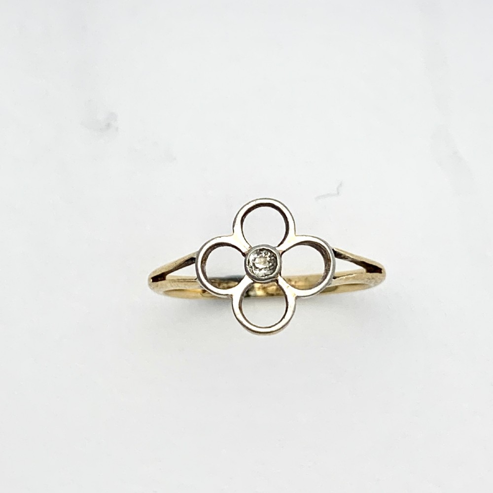 Art Deco 18CT Gold Diamond Solitaire Flower Ring View V