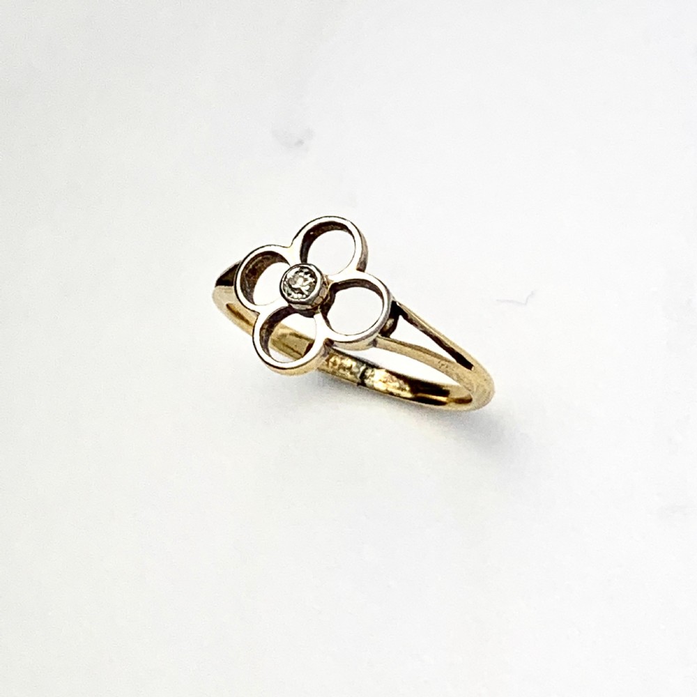 Art Deco 18CT Gold Diamond Solitaire Flower Ring View VI