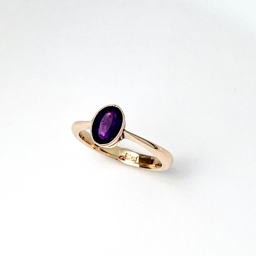 Antique Amethyst Solitaire Ring in 9CT Gold  View VI
