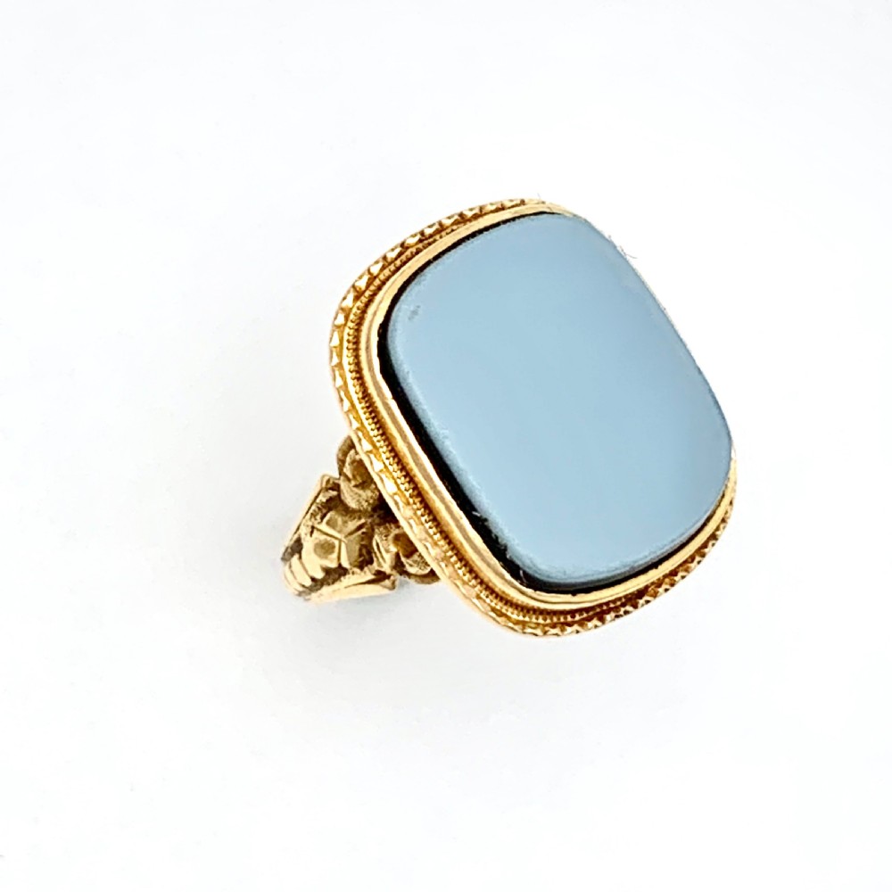 Ornate Victorian 18CT Gold Agate Signet Ring View V