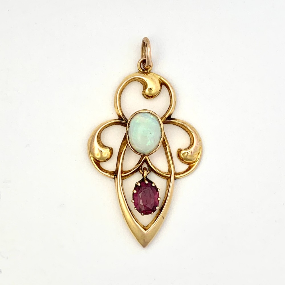Edwardian Art Nouveau Opal 9CT Gold Pendant