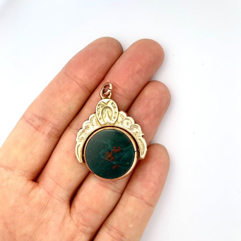 Large Victorian 1900 Bloodstone Horseshoe Swivel Fob Pendant in 9CT Rose Gold View VII