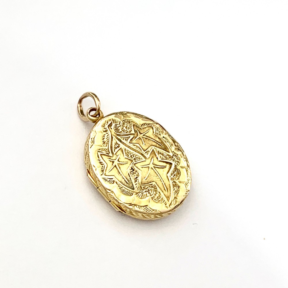 Victorian 15CT Gold Ivy Locket Pendant View II
