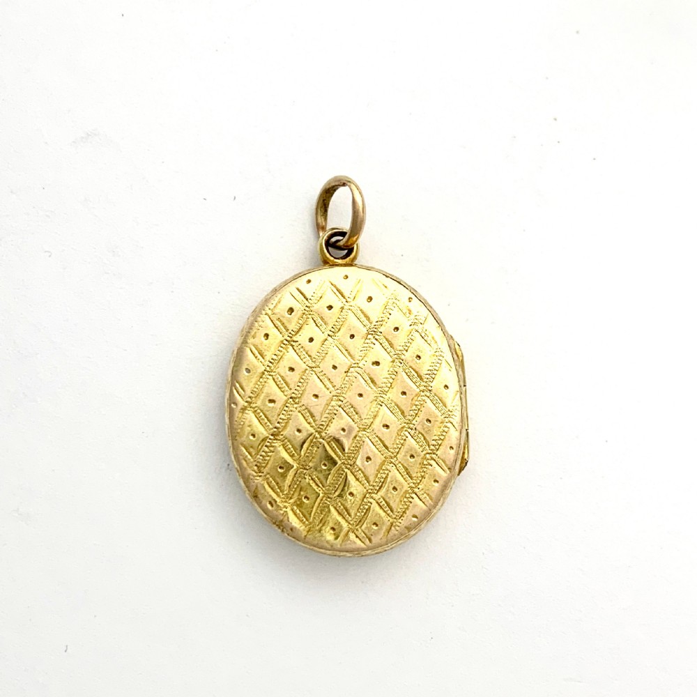  Victorian 15CT Gold Ivy Locket Pendant View IX