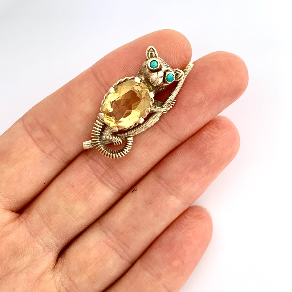 Vintage 9CT Gold Turquoise Citrine Bush Baby Brooch View IV