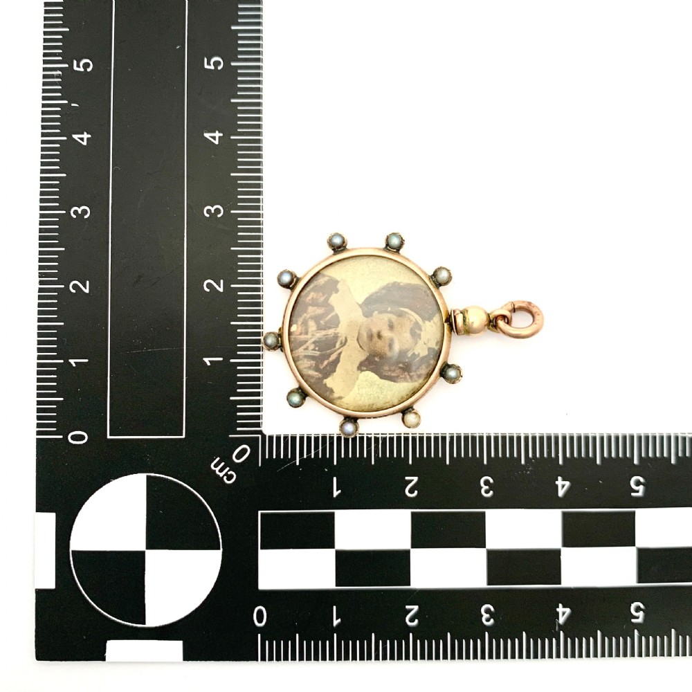 Victorian 9CT Gold Pearl Photograph Locket Fob Pendant  View V