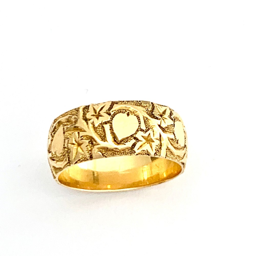 RESERVED • Antique Victorian 18CT Gold Hearts and Ivy Ring • Wedding Band View V