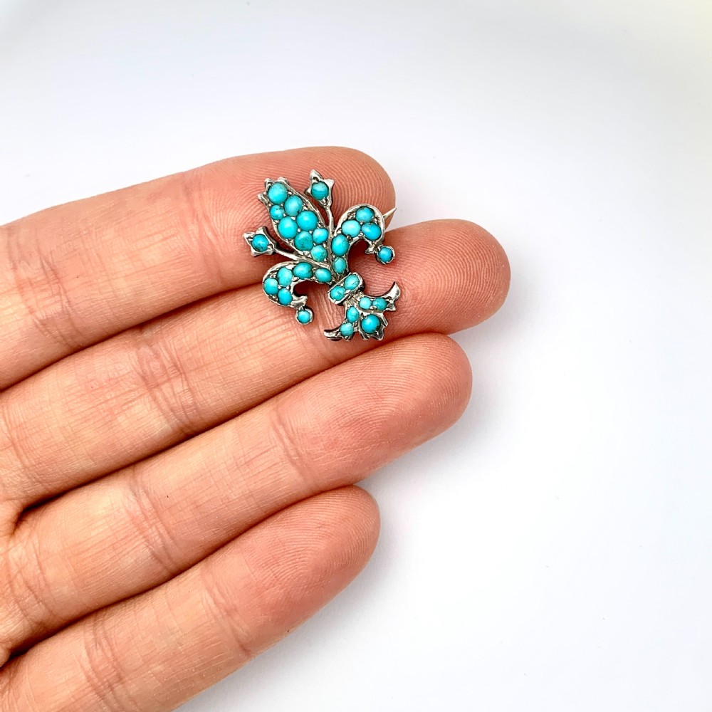 Small Victorian Silver Turquoise Fleur de Lis Brooch View III