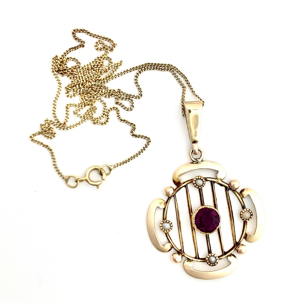 Edwardian 9CT Gold Amethyst and Pearl Lavalier Pendant Necklace