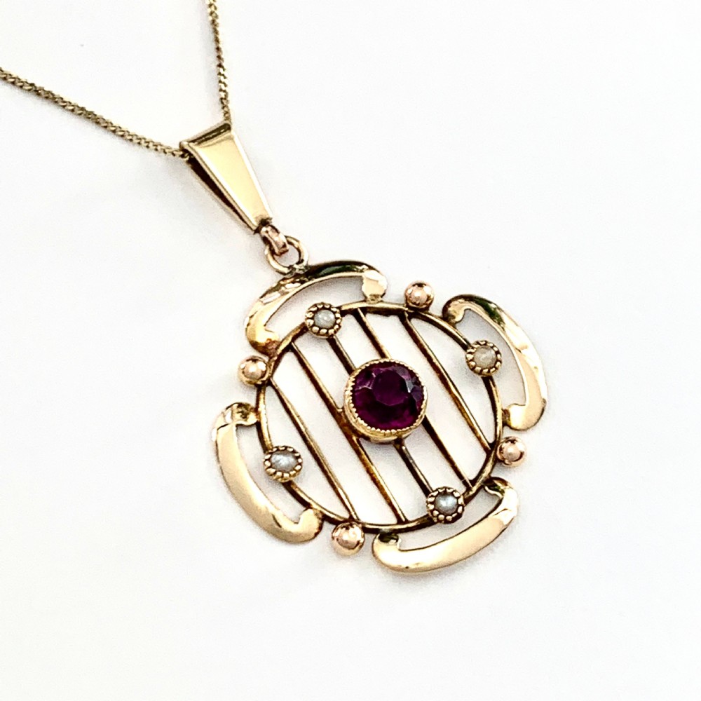 Edwardian 9CT Gold Amethyst and Pearl Lavalier Pendant Necklace View III