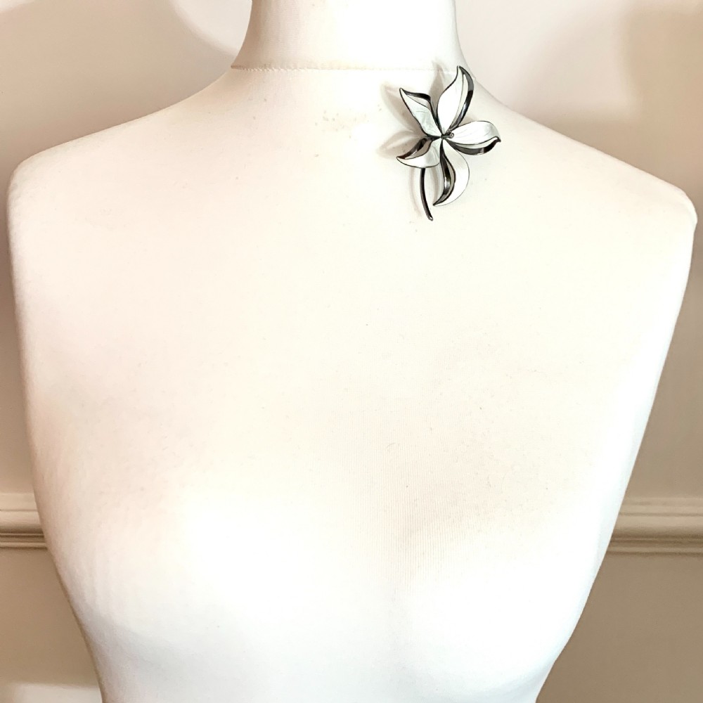 RESERVED for J • Large Vintage Hroar Prydz Silver and White Enamel Flower Brooch View IX