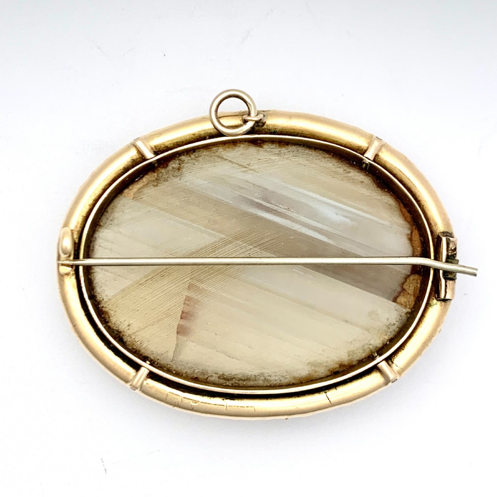 Large Victorian 9CT Gold Oval Agate Brooch / Pendant View V