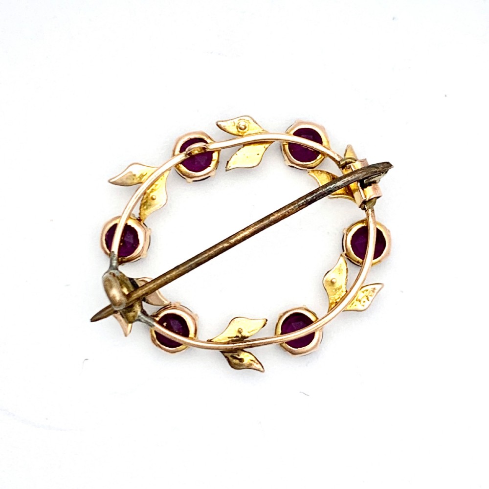 Edwardian 9CT Gold Almandine Garnet and Seed Pearl Wreath Brooch View III