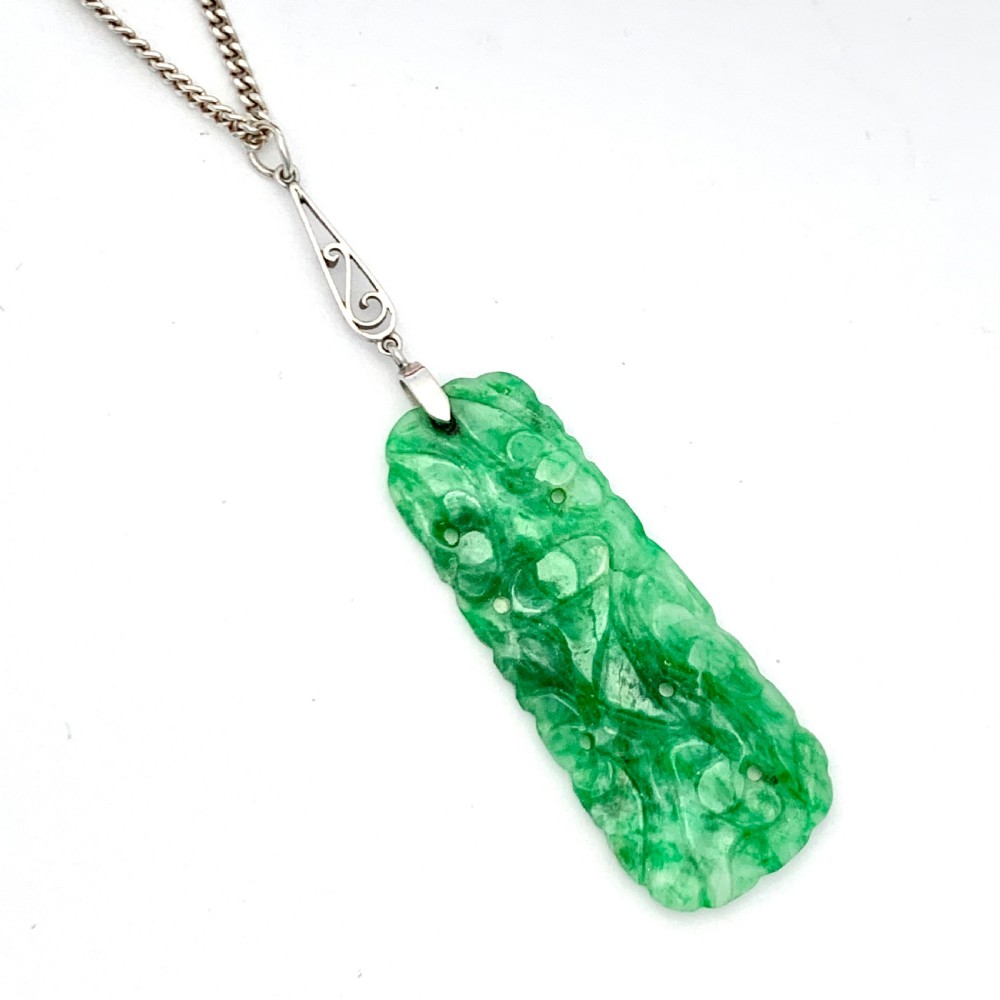 9CT White Gold Art Deco Carved Jade Pendant Necklace View IV