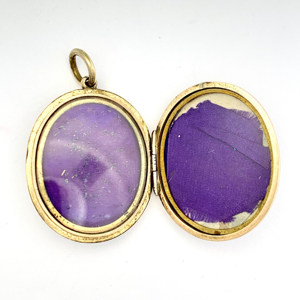 Large Victorian 9CT Gold Mizpah Locket Pendant View VI