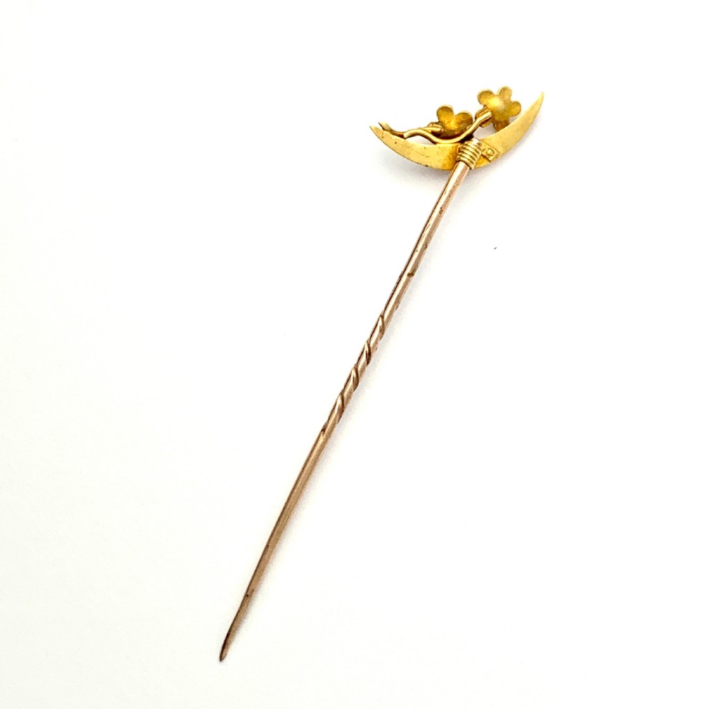 Antique 15CT Gold Crescent Moon and Forget Me Not Stick Pin View II