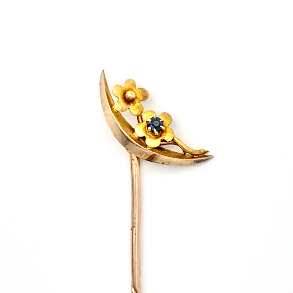 Antique 15CT Gold Crescent Moon and Forget Me Not Stick Pin View III