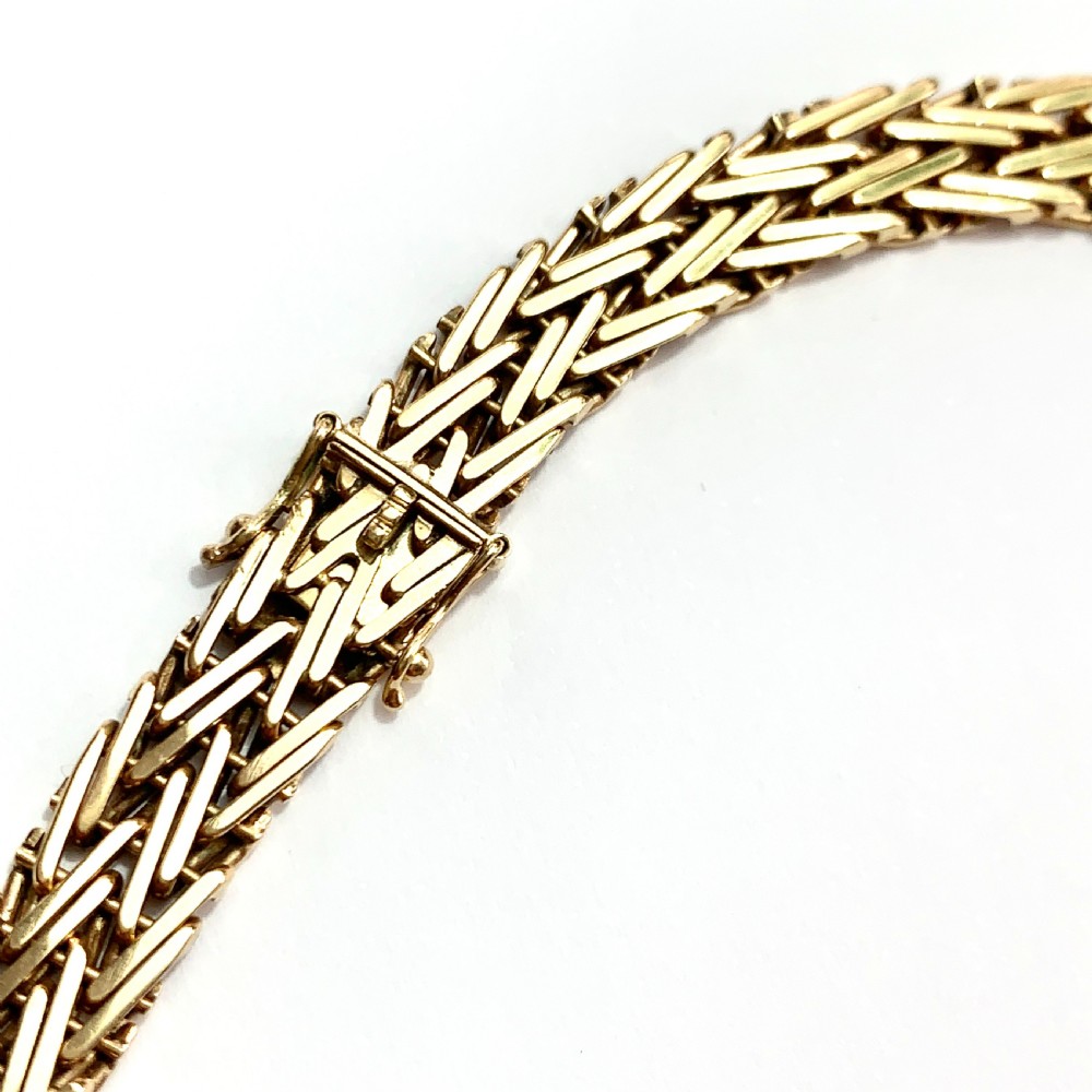 Vintage 9CT Gold Woven Herringbone Collar Necklace View VI