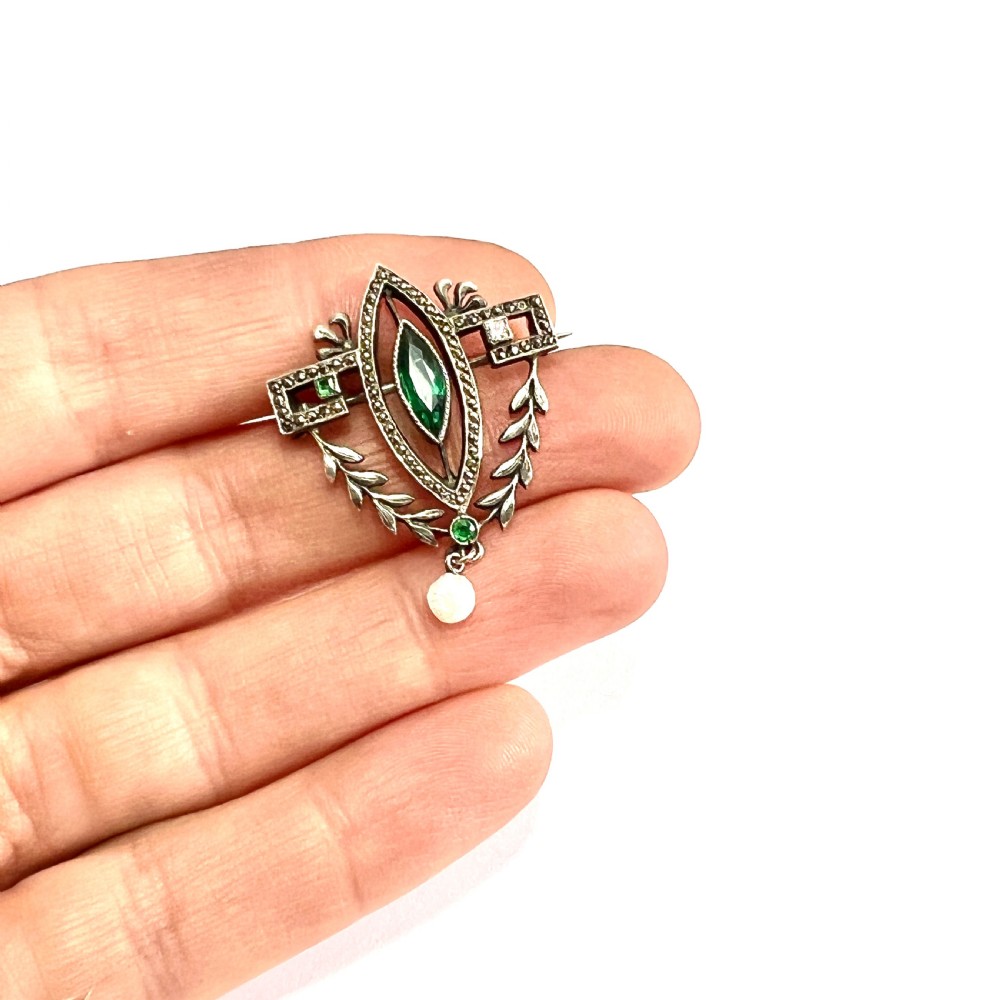 Victorian Belle Epoque Emerald Paste Pearl Brooch View IV