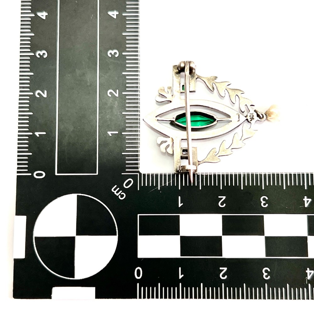 Victorian Belle Epoque Emerald Paste Pearl Brooch View VII