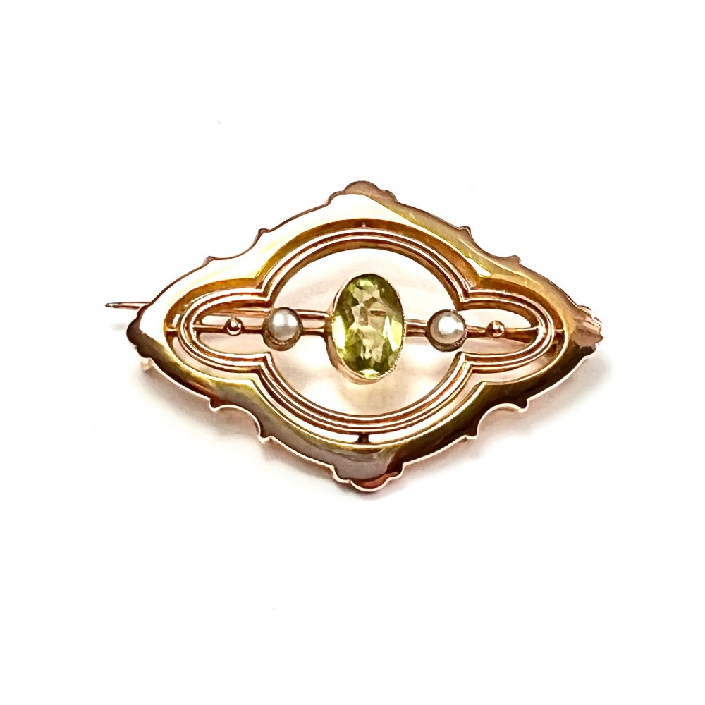 Edwardian 9CT Gold Peridot Pearl Brooch